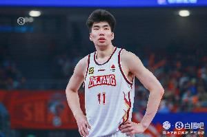 目前在西乙打球 媒体人:余嘉豪将暂时离队 回国参加全运会